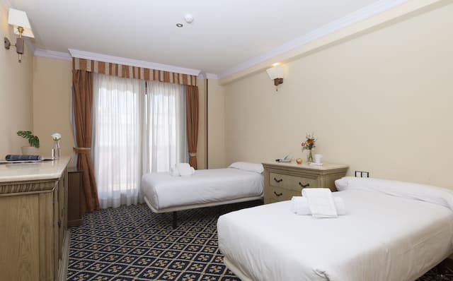 Hotel Agora Juan de Austria-Standard Double Room-9