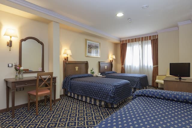Hotel Agora Juan de Austria-Standard Double Room (3 Adults)-1