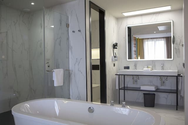 Hotel Riu Plaza España-Presidential Suite Package-8