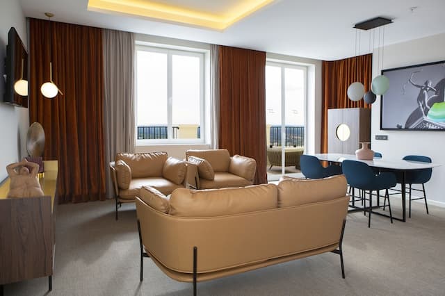 Hotel Riu Plaza España-Presidential Suite Package-6