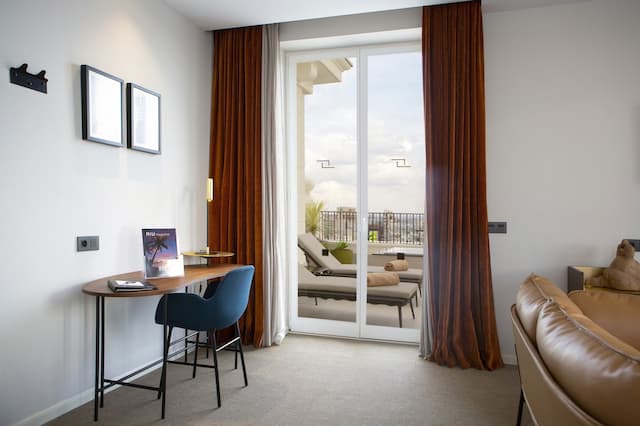 Hotel Riu Plaza España-Presidential Suite Package-4