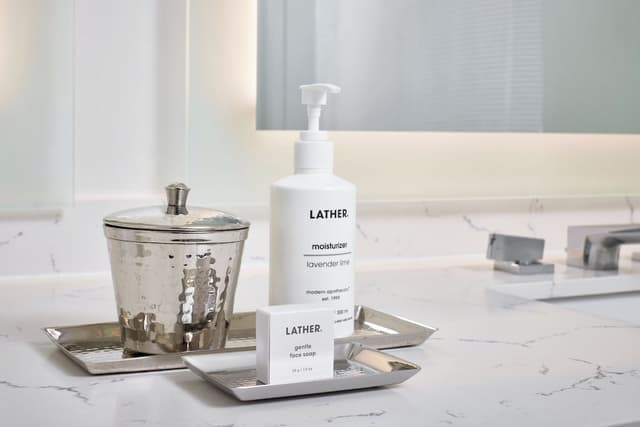 Archer Hotel Seattle/Redmond-Classic King Guest Room-10