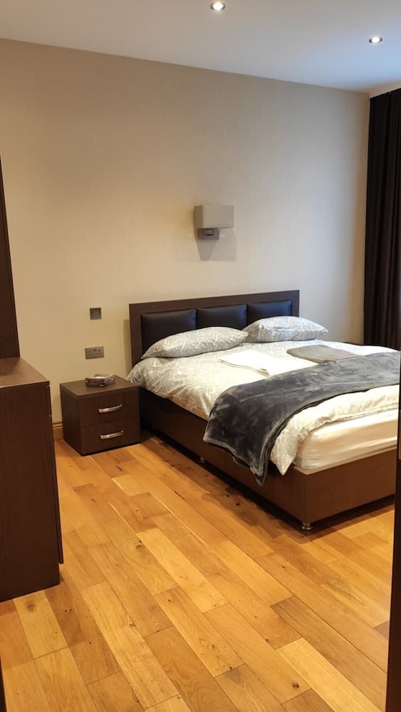 오요 더 킬번 암스-디럭스 트리플룸, 침대(여러 개)-5