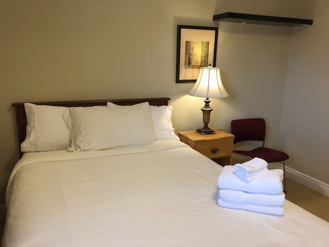 コージー ベッドルームズ ゲスト ハウス-スタンダード ダブルルーム ダブルベッド 1 台 禁煙-4