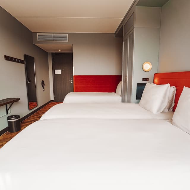 Olympic Hotel-Triple Room, River View-2