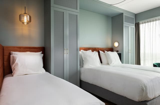 Olympic Hotel-Triple Room-1