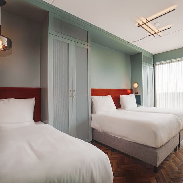 Olympic Hotel-Triple Room, River View-1