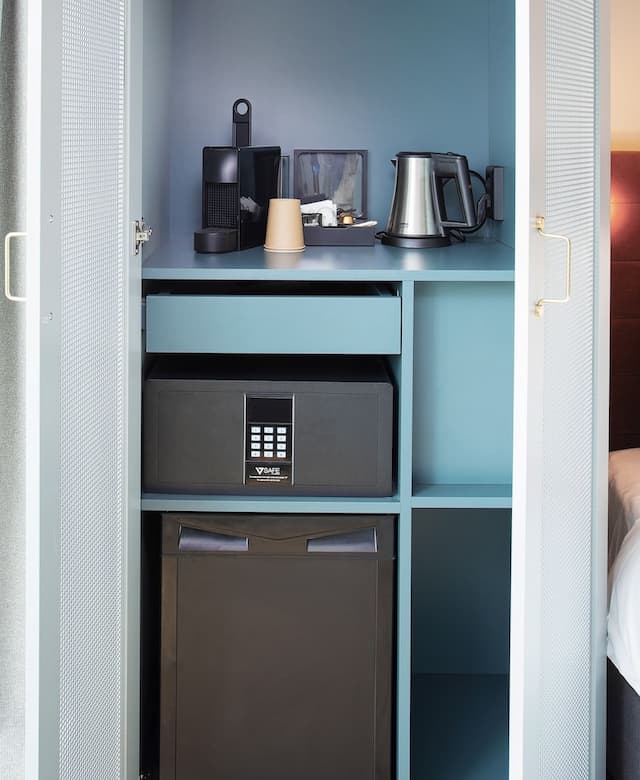 Olympic Hotel-Triple Room-3