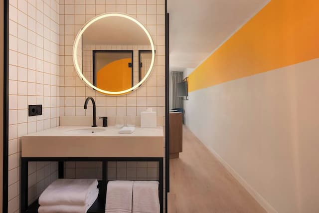 アロフト マドリード グラン ヴィア-aloft Room KingBed, Gran Via View-7