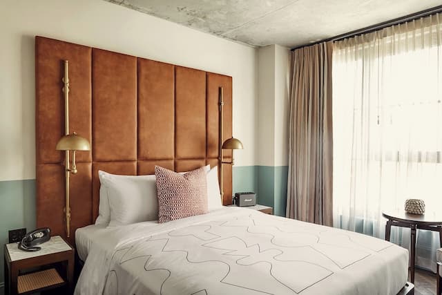 芝加哥霍克斯頓飯店-基本客房, 1 張加大雙人床-1