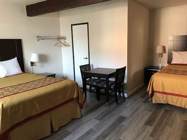 曼克頓套房酒店 - 拉克斯酒店-標準客房, 2 張加大雙人床-1