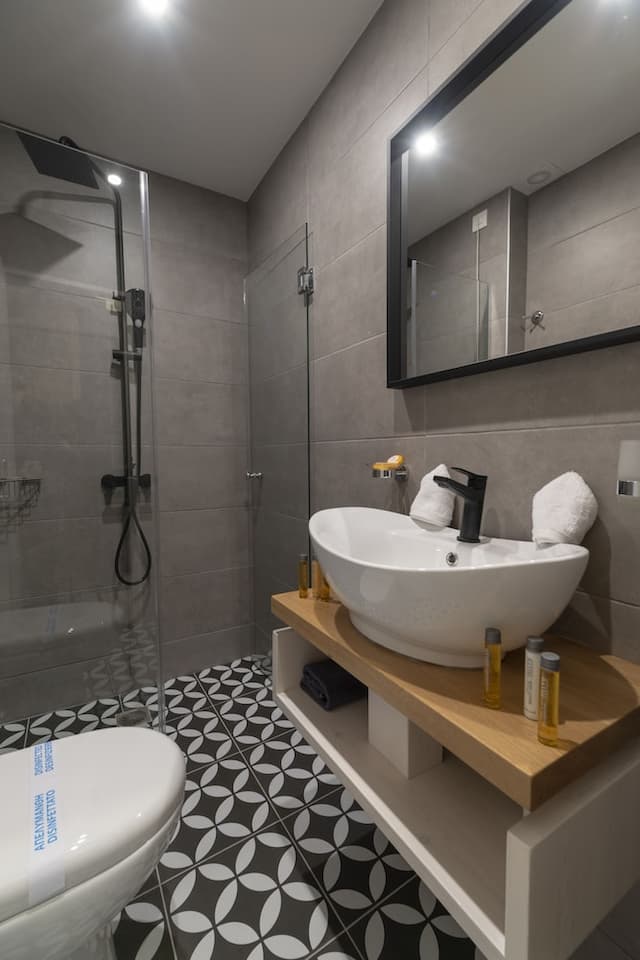 Athens Market Portrait-Vignette Single Room-4