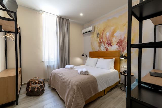 Athens Market Portrait-Portrait Double Room-8