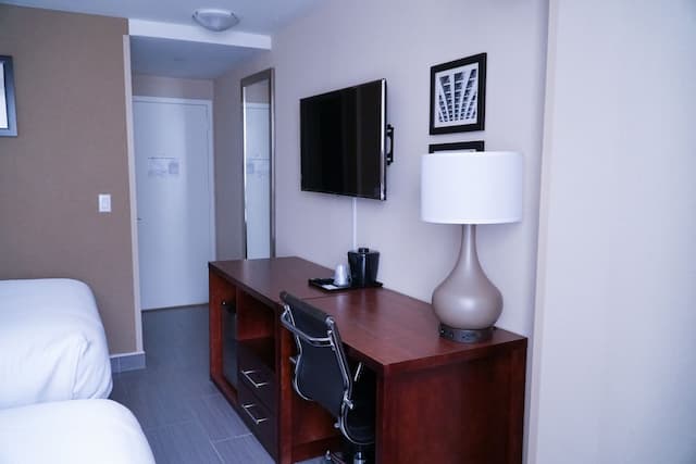 薄荷甘迺迪機場酒店-豪華客房-2