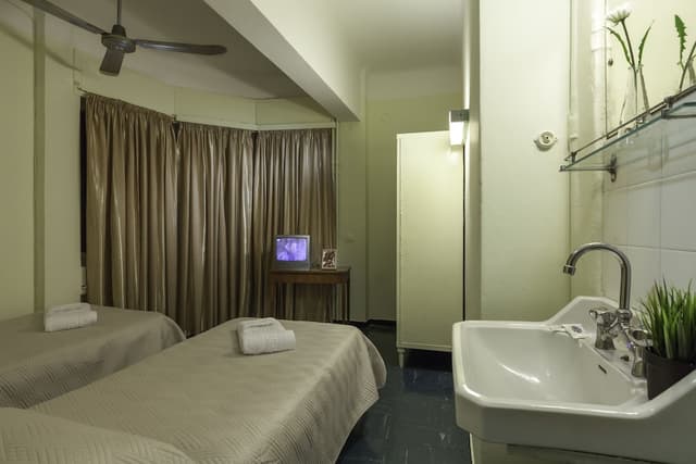 阿特米席翁酒店-雙床房, 共用浴室-1