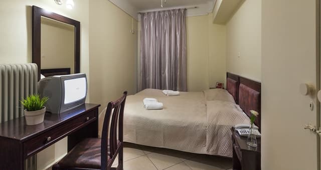 阿特米席翁酒店-雙人或雙床房, 私人浴室-2