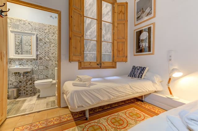 ファクトリー スイーツ バルセロナ-ツインルーム (External Private Bathroom)-5