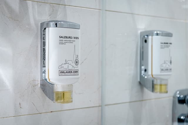 維也納伊姆勞爾飯店-標準雙床房-6