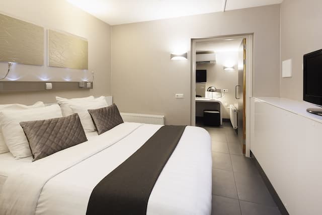 ホテル CC-Souterrain Double Room no View-2