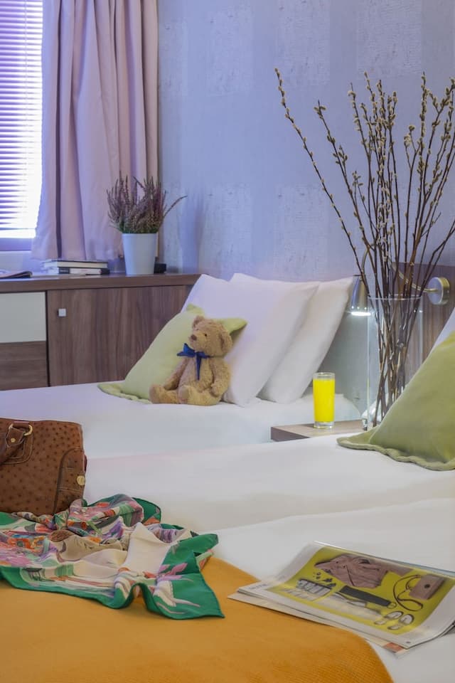 ノーバス シティ ホテル-プレミアム  トリプルルーム-4