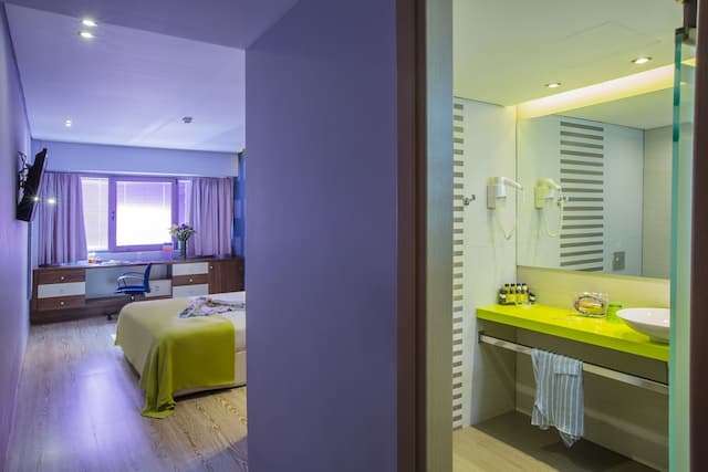 ノーバス シティ ホテル-プレミアム ツインルーム-2