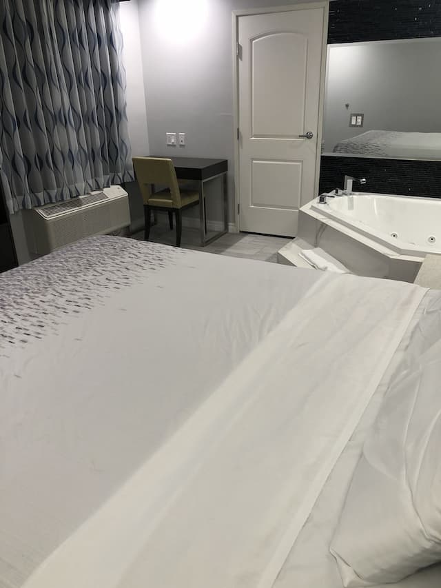 트래블로지 인 & 스위트 바이 윈덤 웨스트 코비나-스튜디오 스위트, 킹사이즈침대 1개, 금연-3