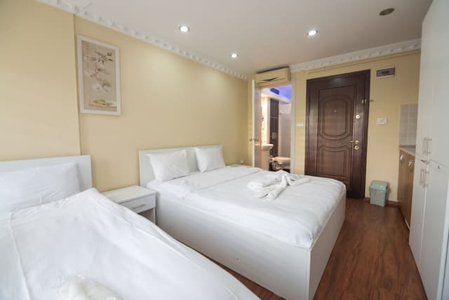 Element Suites-标准三人房-1