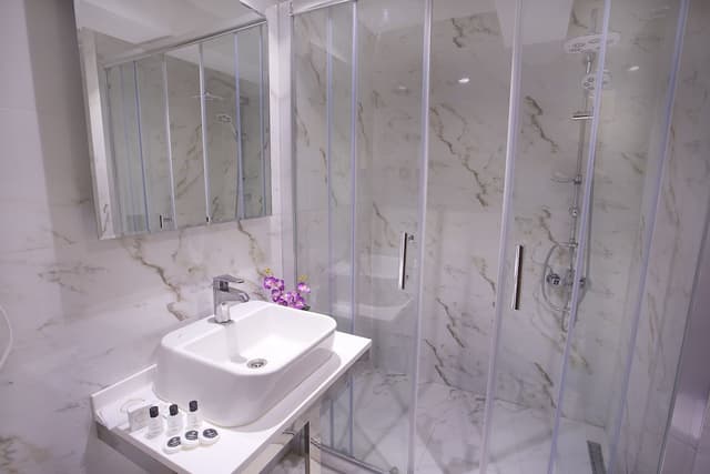 薩格堪拉大酒店-蜜月套房-6