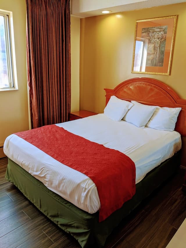 飛機汽車旅館-標準客房, 1 張加大雙人床-2