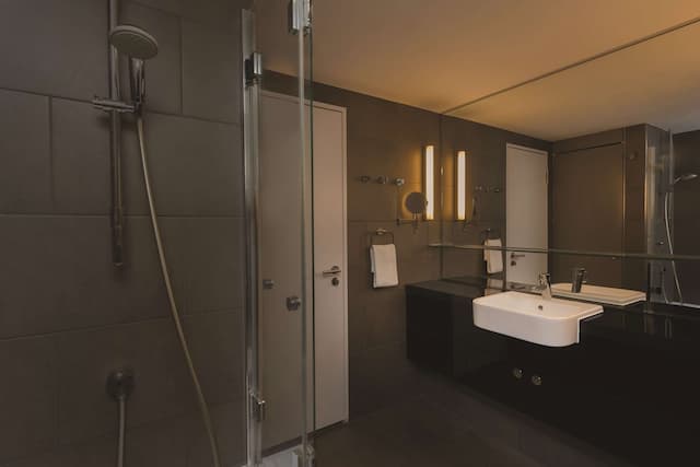 アディーナ アパートメント ホテル ベルリン ハッケンシャー マルクト-アパートメント 1 ベッドルーム キッチン (45qm)-7