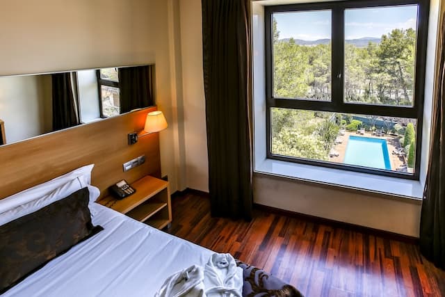 德希特斯酒店-高級客房, 1 張特大雙人床-1