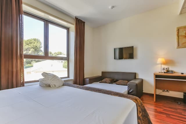 德希特斯酒店-家庭客房-1