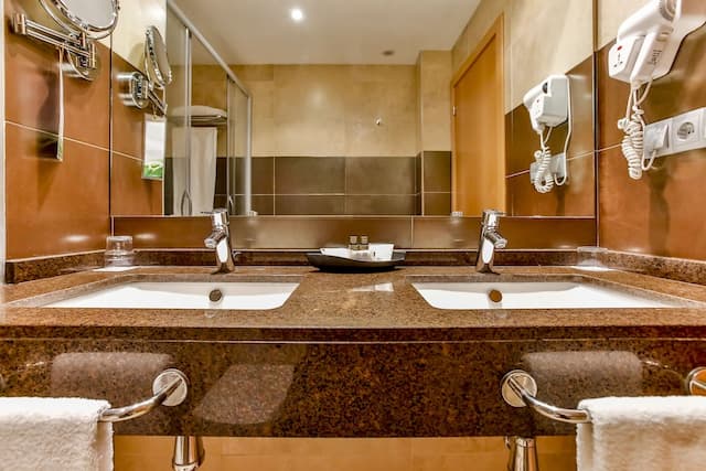 德希特斯酒店-Habitación Twin con cama extra-9