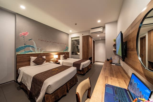 Thanh Long Hotel-Superior Twin Room-7