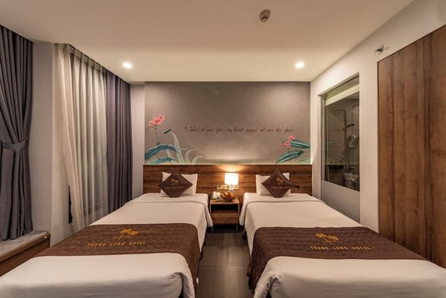Thanh Long Hotel-Superior Twin Room-8