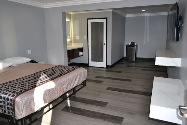 Bell Gardens Inn Los Angeles - Bell Gardens-標準客房, 1 張特大雙人床, 非吸煙房-1