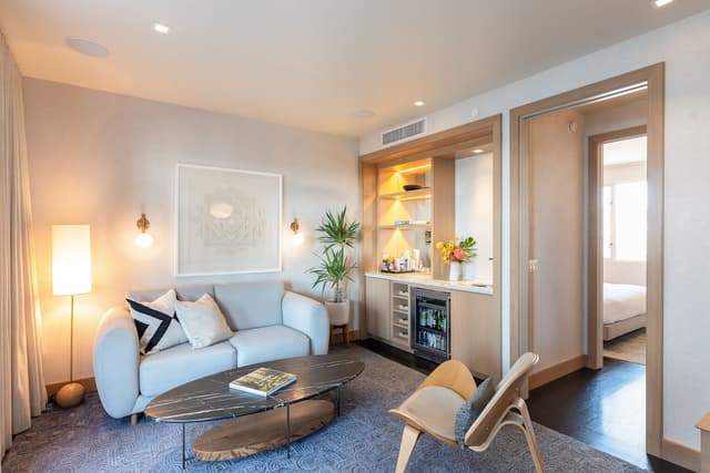 킴프턴 호텔 윌셔 바이 IHG-Penthouse, 1 King Bed (Wilshire)-1