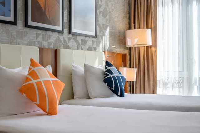 フォー ポインツ フレックス バイ シェラトン イスタンブール タクシム スクエア-スタンダード ルーム シングルベッド 2 台 シティビュー-3