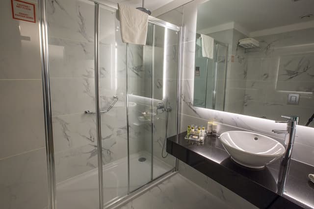 Innova Sultanahmet Istanbul-Economy Double or Twin Room-5