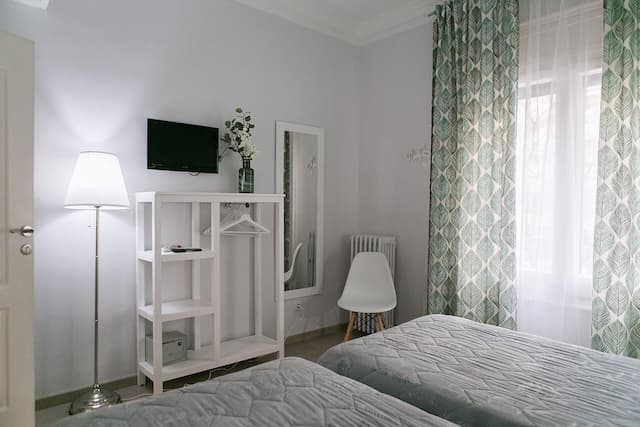 ブラン ゲストハウス-ツインルーム 共用バスルーム (Exterior)-4