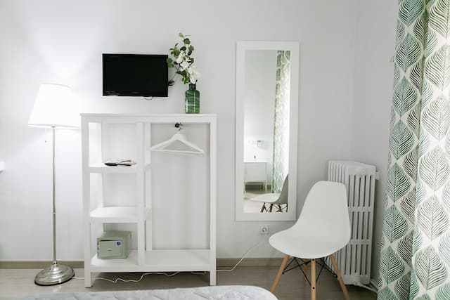 ブラン ゲストハウス-ツインルーム 共用バスルーム (Exterior)-6