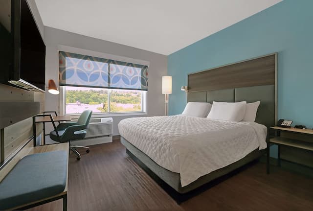 塔克維拉南中心 Tru by Hilton 飯店-客房, 1 張特大雙人床-2