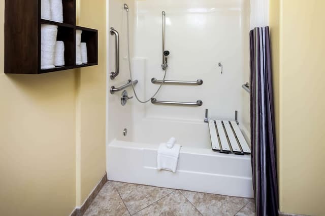 英格爾伍德溫德姆拉昆塔套房飯店-客房, 1 張特大雙人床, 無障礙, 非吸煙房 (Mobility/Hearing)-5