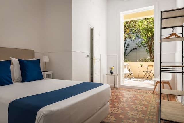 中等浪漫酒店-雙人或雙床房, 露台-6