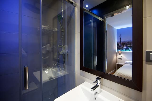 BCN 蘭布拉旅館-基本雙人或雙床房, 私人浴室-6