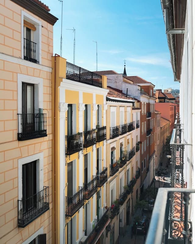 Limehome Madrid Calle de la Madera-One-Bedroom Apartment with Balcony-7