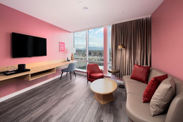 Versante Hotel-Executive Suite-4