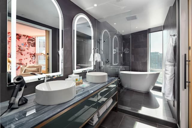 Versante Hotel-Superior Room, 1 King Bed-3