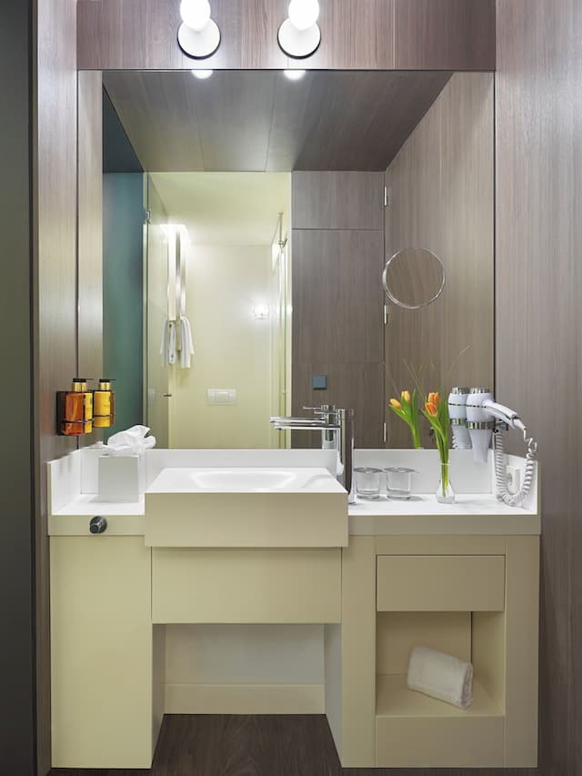 H10 우르키나오나 플라자-트리플룸-5