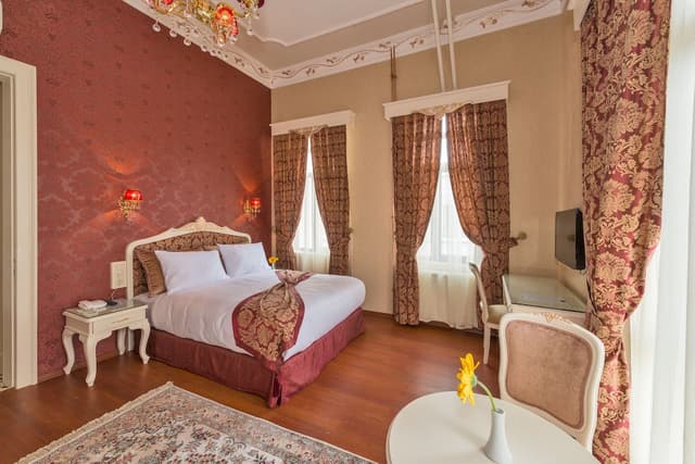 Enderun Hotel-标准双人房或双床房-4